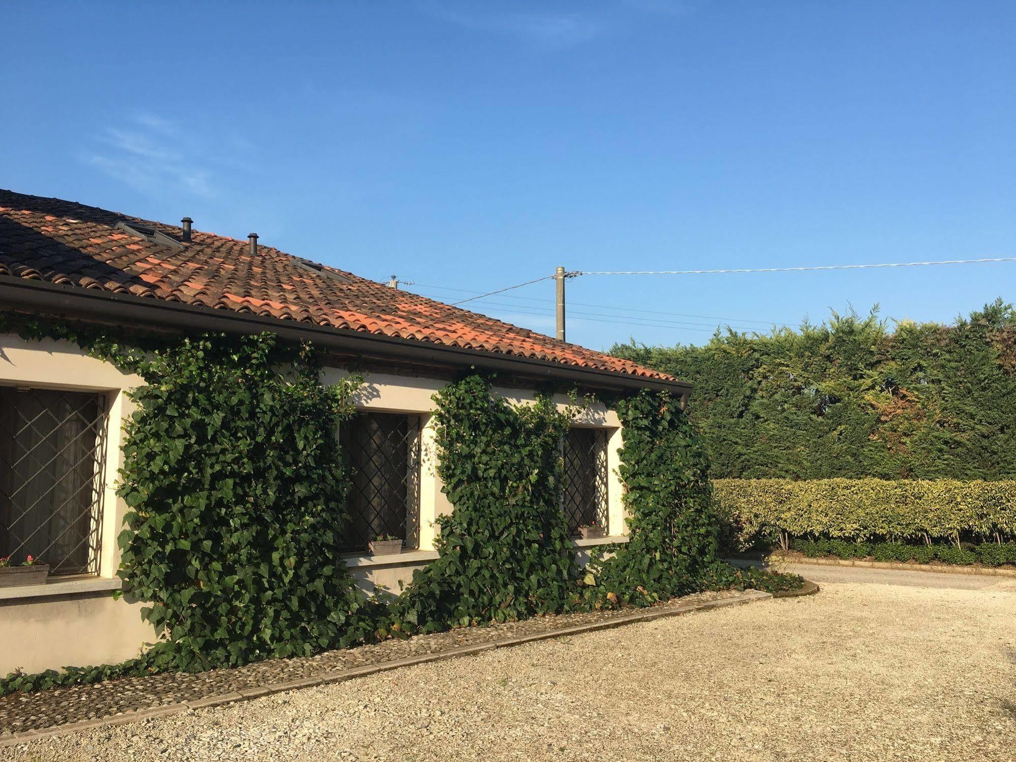 Agriturismo Corte Rocca San Giorgio di Mantua Exterior foto
